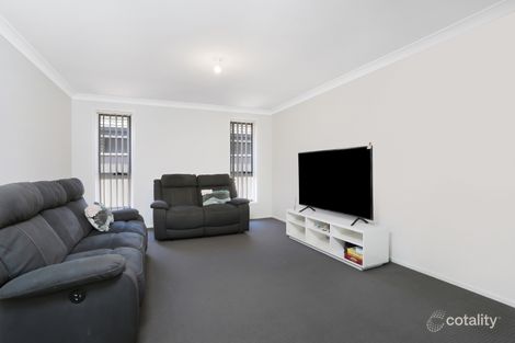 Property photo of 19 Harland Road Spring Farm NSW 2570