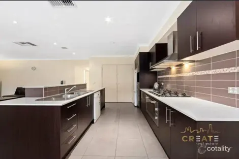 Property photo of 72 Ken Jordan Road Cairnlea VIC 3023
