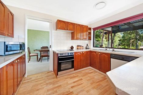 Property photo of 11 Flint Place Illawong NSW 2234