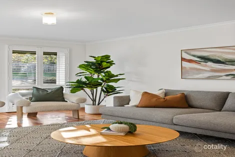 Property photo of 12 Falcon Road Macleod VIC 3085