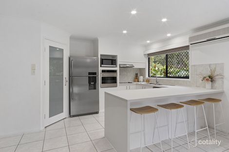 Property photo of 4 Silverpine Crescent Oxenford QLD 4210