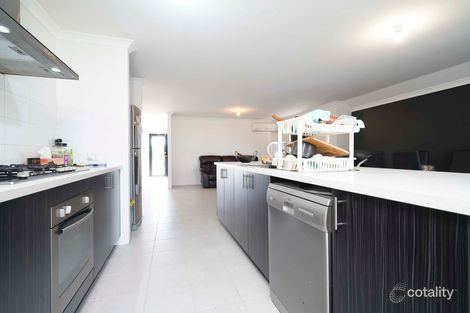 Property photo of 21 Southampton Drive Piara Waters WA 6112