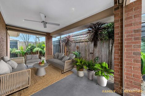 Property photo of 11 Rock Daisy Drive Cranbourne West VIC 3977