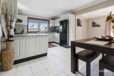 Property photo of 6 Wedge Place Lurnea NSW 2170