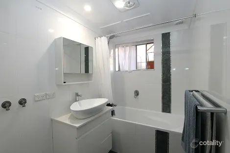 Property photo of 3/8 Yangoora Road Belmore NSW 2192