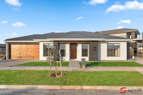 44 Charleston Rd, Deanside, VIC 3336