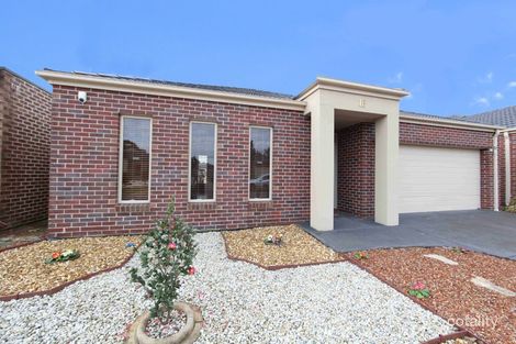 Property photo of 16 Paringa Avenue South Morang VIC 3752