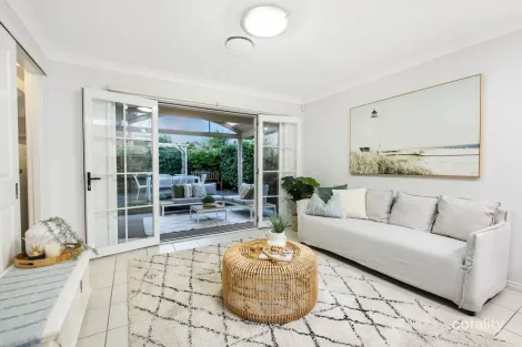 Property photo of 2/115 Elsiemer Street Toowoon Bay NSW 2261