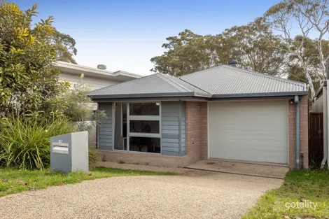27 Carlin St, Glenvale, QLD 4350