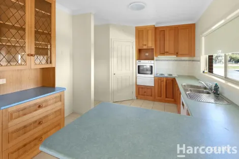 Property photo of 64 Walnut Avenue Horsham VIC 3400