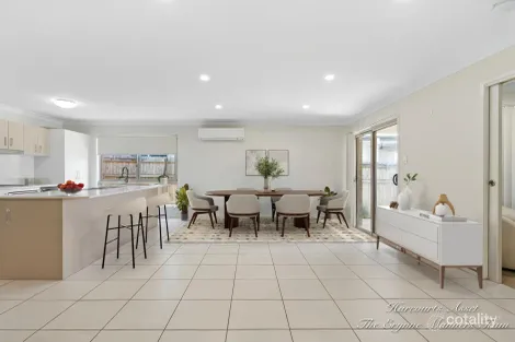 Property photo of 33 Paddy Circuit Ormeau QLD 4208