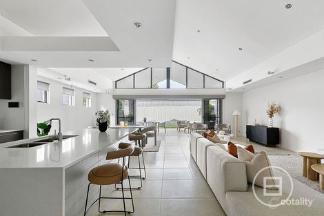 Property photo of 18A Highlands Road North Perth WA 6006