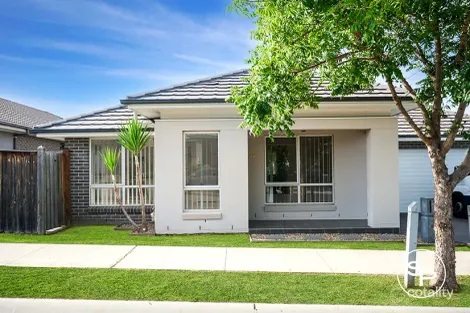 Property photo of 39B Ducros Street Oran Park NSW 2570