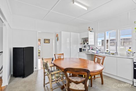 Property photo of 14 Wilde Street Wynnum QLD 4178