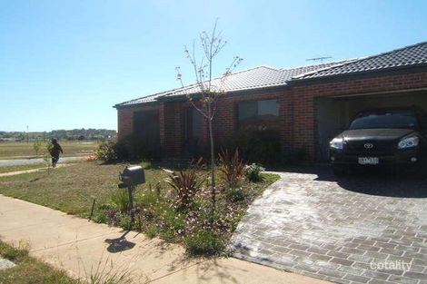 7 Oaklands Way, Pakenham, VIC 3810