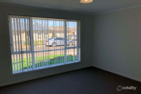 Property photo of 14 Holland Way Evanston SA 5116