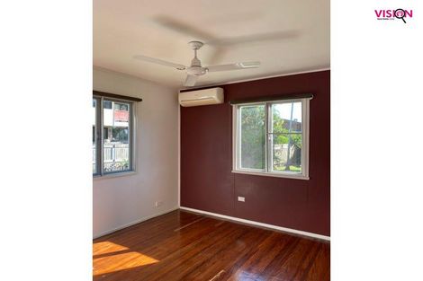 Property photo of 25 Pioneer Street Glenella QLD 4740