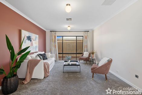 Property photo of 8 Quokka Street Wattle Grove WA 6107