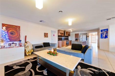 Property photo of 2 Wetherby Place Melton West VIC 3337
