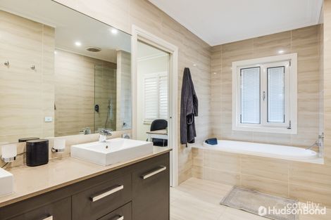 Property photo of 22 Galtymore Close Warranwood VIC 3134