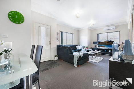 Property photo of 2/17 Omalley Crescent Dandenong North VIC 3175