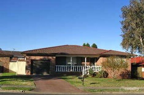 16 Strathfield Cl, St Johns Park, NSW 2176