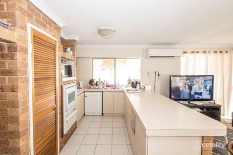 Property photo of 6 Axewood Place Beechboro WA 6063