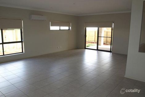 Property photo of 61 Sanctuary Drive Cranley QLD 4350