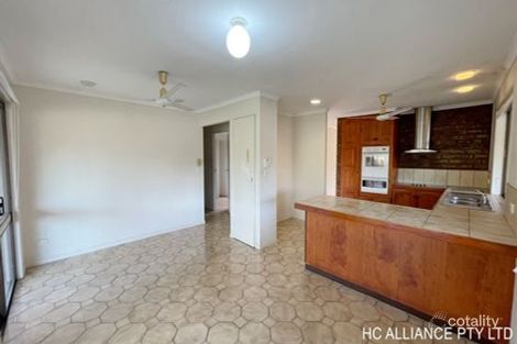 Property photo of 27 Brochet Street Mansfield QLD 4122