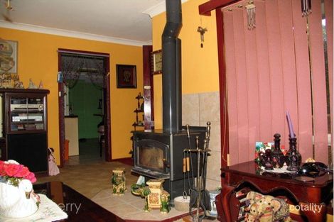 Property photo of 27 East Combined Street Wingham NSW 2429