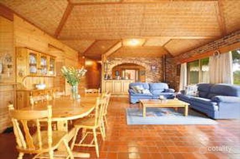 Property photo of 98 Ingrams Road Research VIC 3095