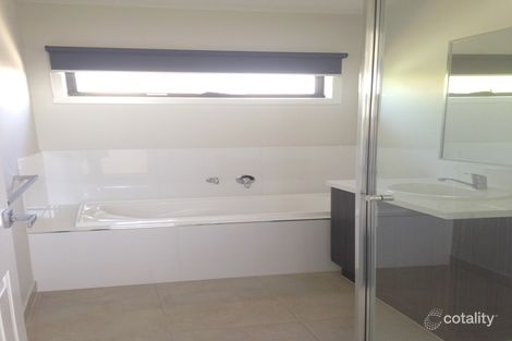 Property photo of 1/50 McMahon Road Reservoir VIC 3073