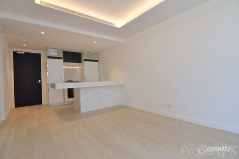 207/74-76 Eastern Rd, South Melbourne, VIC 3205