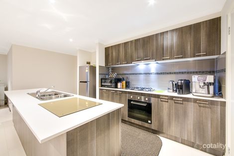 Property photo of 37 Freshfields Drive Cranbourne North VIC 3977