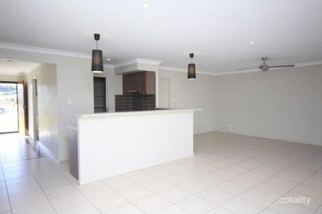 Property photo of 28 Faraday Crescent Pacific Pines QLD 4211