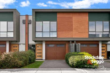 18 Stonewood Cct, Hadfield, VIC 3046