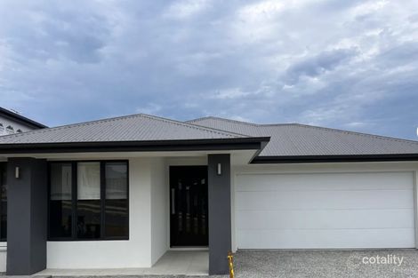 Property photo of 98 Belvedere Drive Spring Mountain QLD 4300