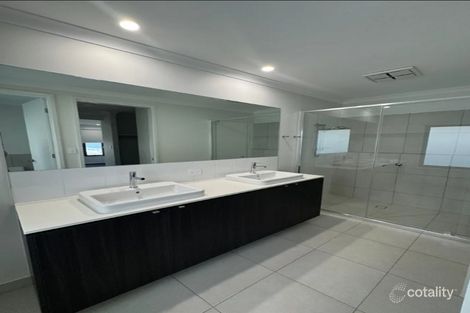 Property photo of 98 Belvedere Drive Spring Mountain QLD 4300