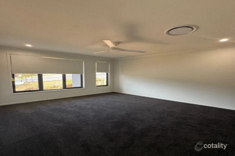 Property photo of 98 Belvedere Drive Spring Mountain QLD 4300