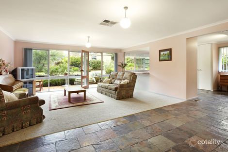 Property photo of 52 Sunrise Drive Greensborough VIC 3088