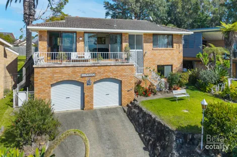 33 PENGANA CRES, MOLLYMOOK, NSW 2539
