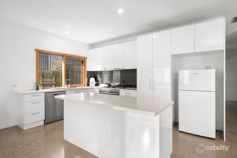 Property photo of 2/74 West Fyans Street Newtown VIC 3220