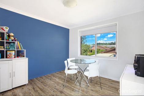 Property photo of 2/9 Madden Street Oak Flats NSW 2529