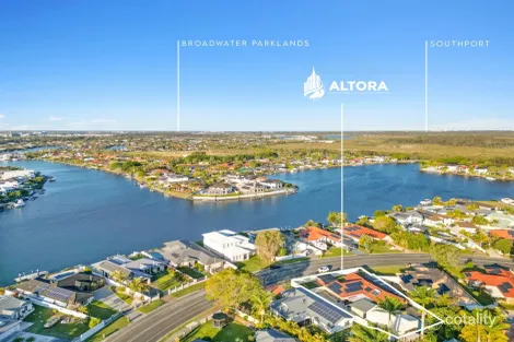 77 Monterey Keys Dr, Helensvale, QLD 4212