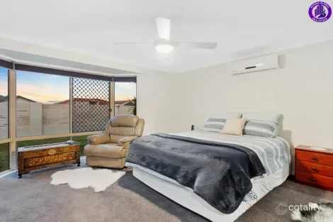 Property photo of 77 Monterey Keys Drive Helensvale QLD 4212