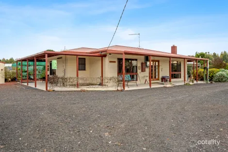 915 Coradjil Rd, Simpson, VIC 3266