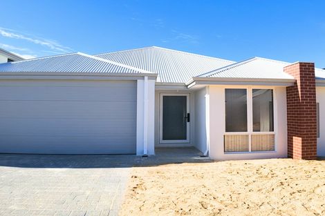 7 Pinnacles St, Harrisdale, WA 6112