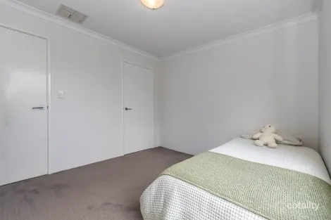 Property photo of 24 Mount Park Way Canning Vale WA 6155