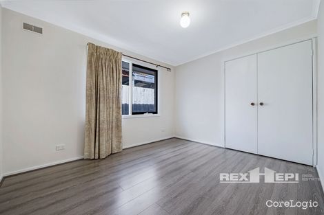 Property photo of 30 Millswyn Avenue Hampton Park VIC 3976