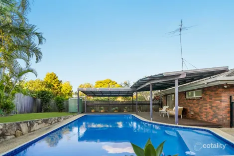 Property photo of 14 Bluebell Street Mansfield QLD 4122